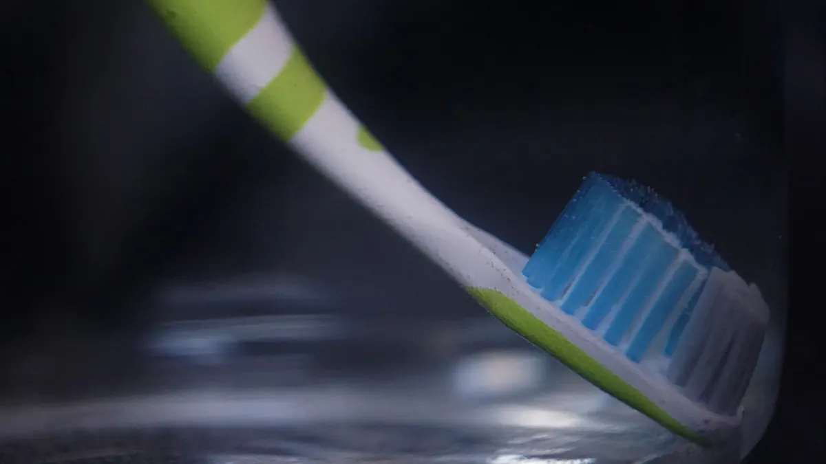 7 Common Mistakes When Using Anti-Fog Spray on Glasses